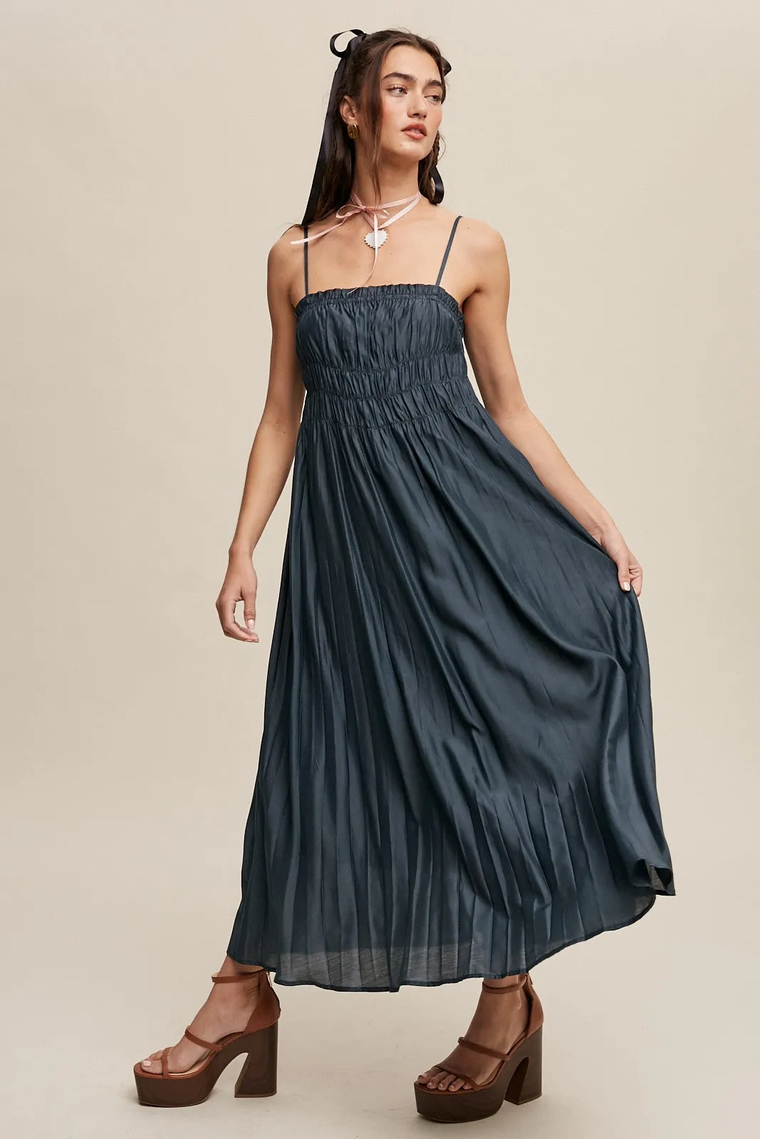 Flowy Pleated Maxi Dress