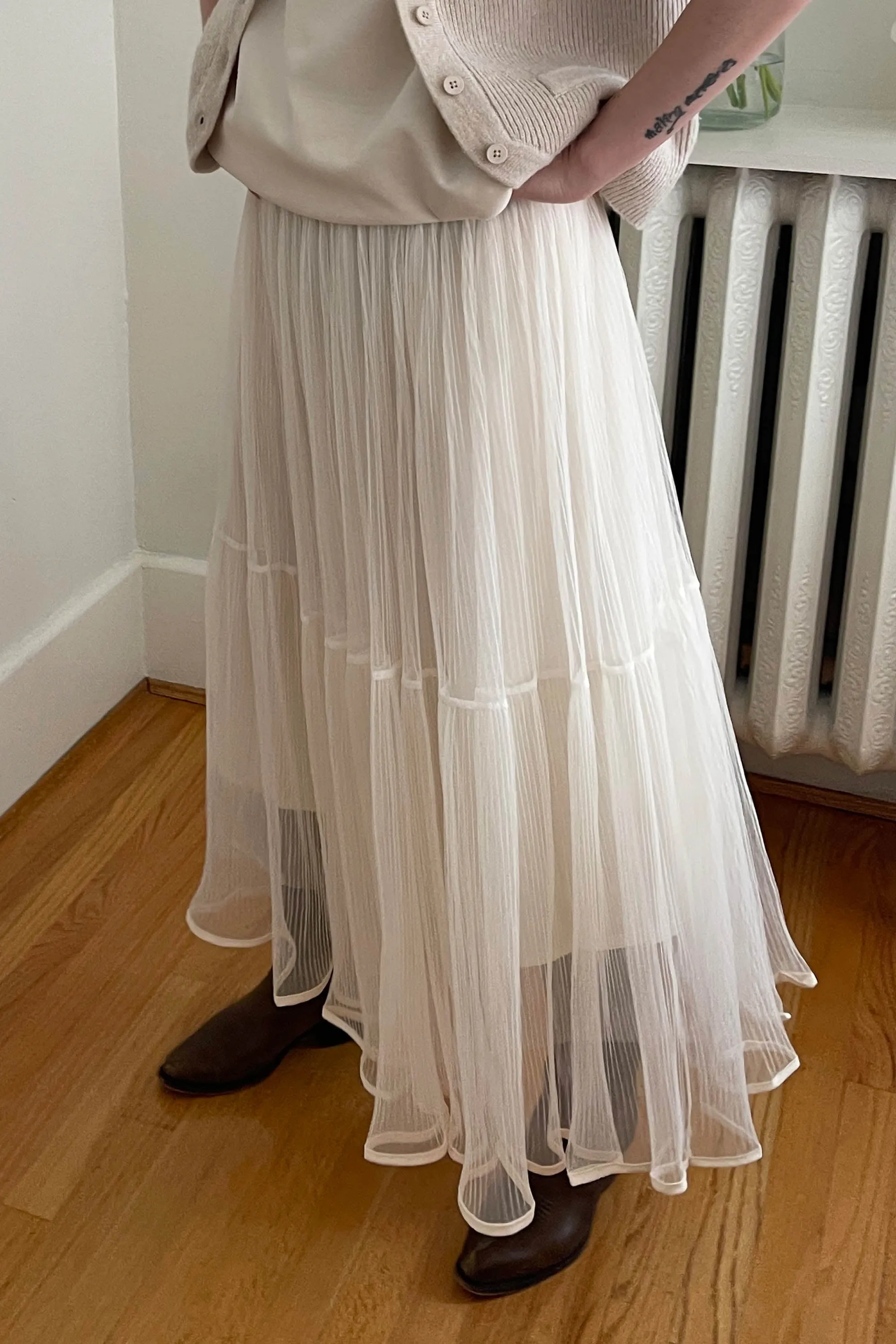 LAYERED TULLE MIDI SKIRT