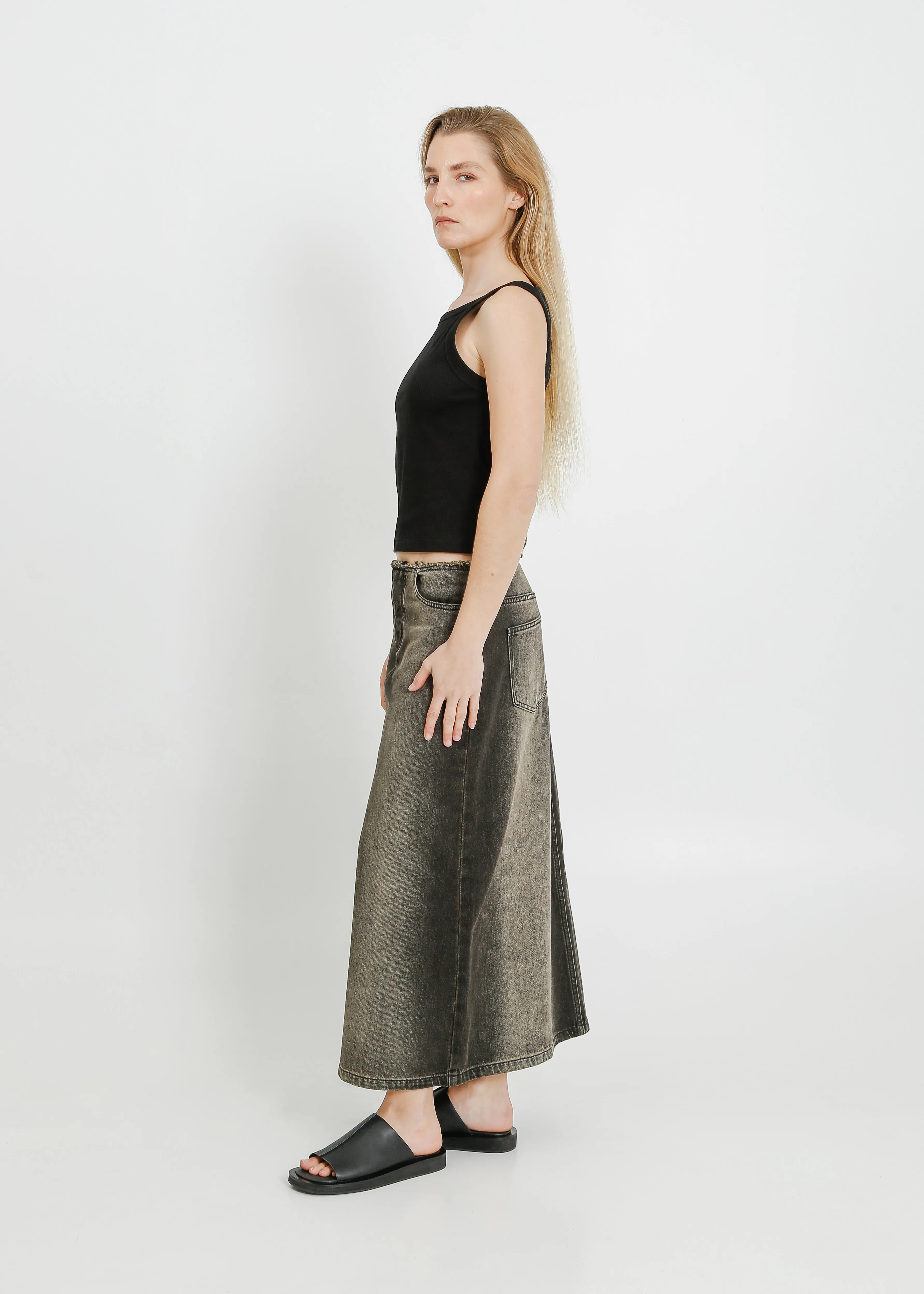 REIGN DENIM SKIRT / BROWN-BONE